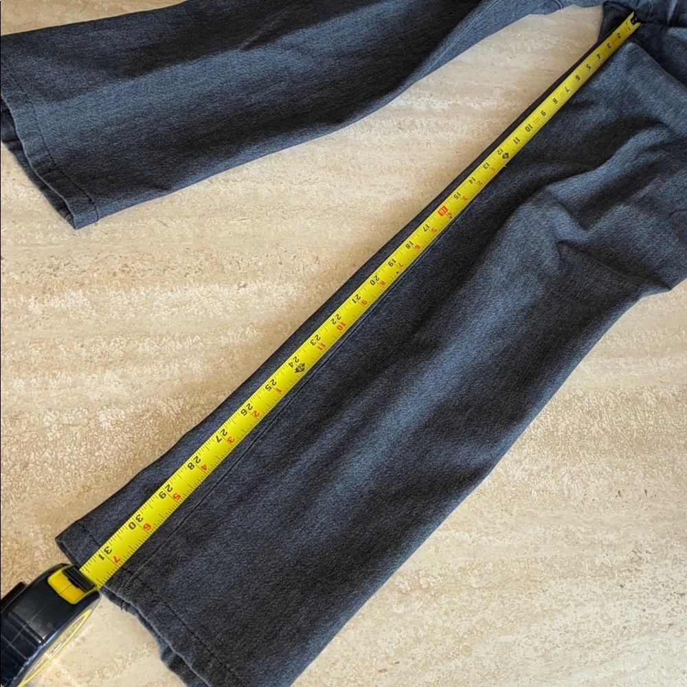 Vince Jeans Women's 10, Charcoal grey Denim, Hi rise, Skinny, zip/snap front Euc - Picture 14 of 16